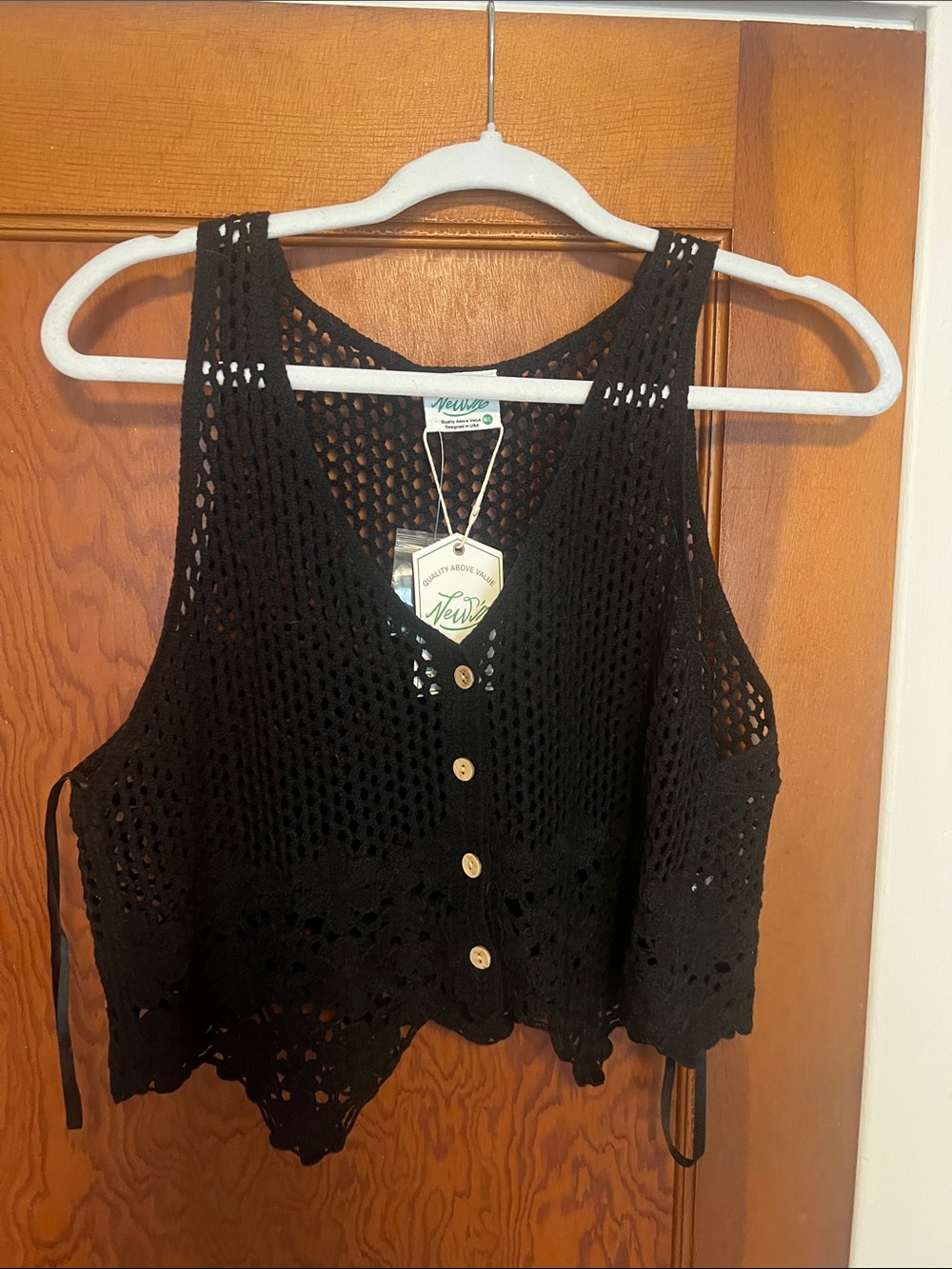 Very J Black Crochet Button-Front Sleeveless Crop Top